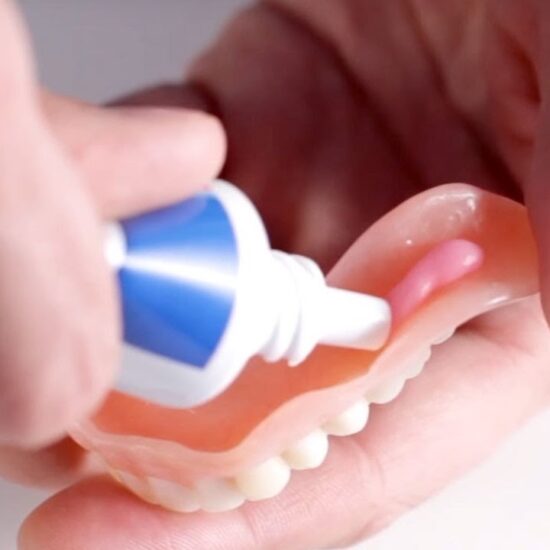 glue a tooth